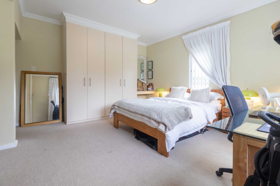2 Bedroom Property for Sale in Mouille Point Western Cape